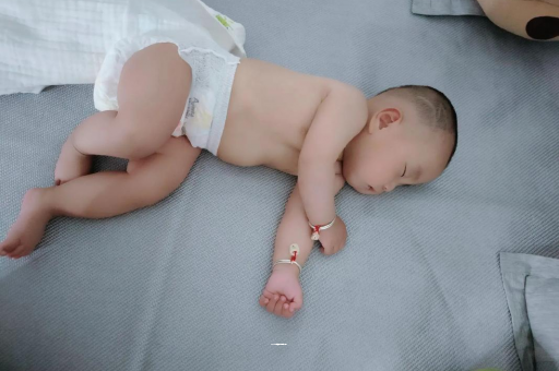 邹平为什么孕妇脚长湿疹